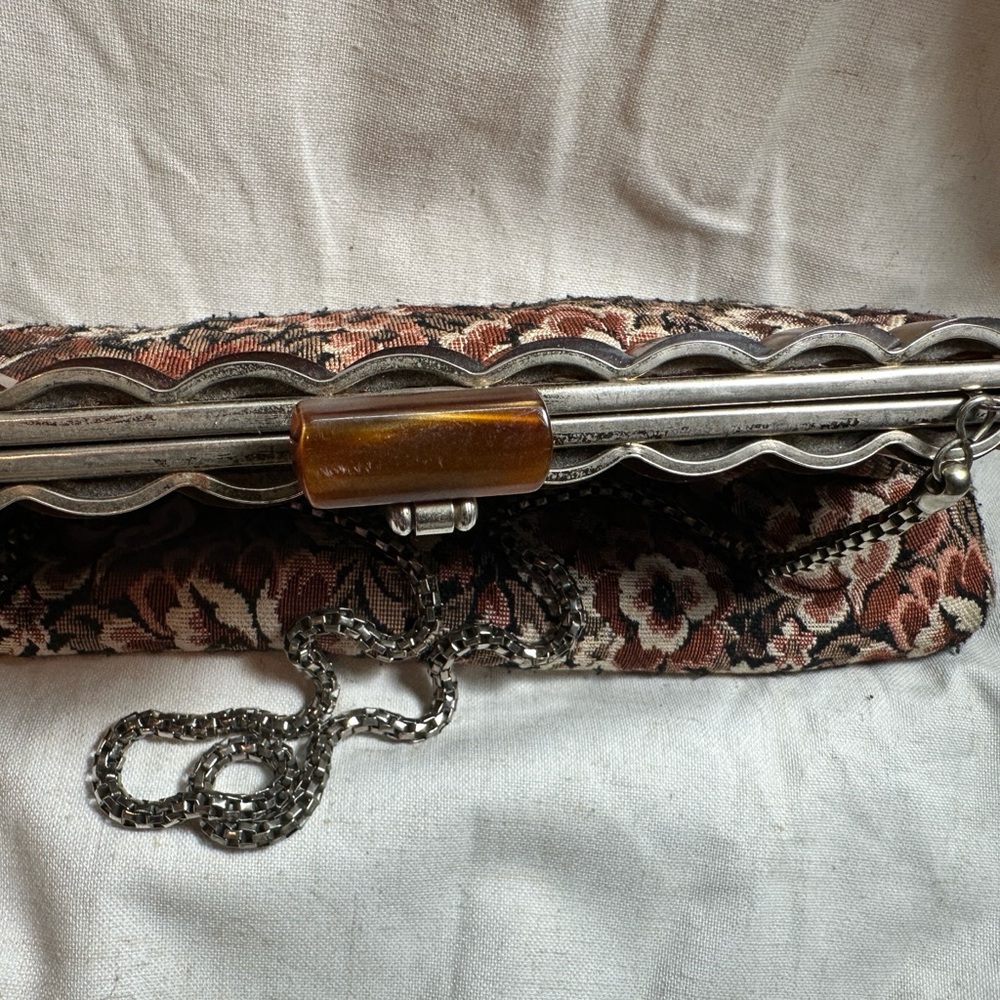 Vintage VTG Floral Tapestry Clutch with Chain Strap - Picture 4 of 15